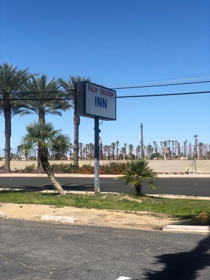 Palm Shadow Inn Motel Indio Bagian luar foto